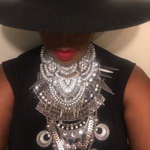 Meet your Posher, Gina